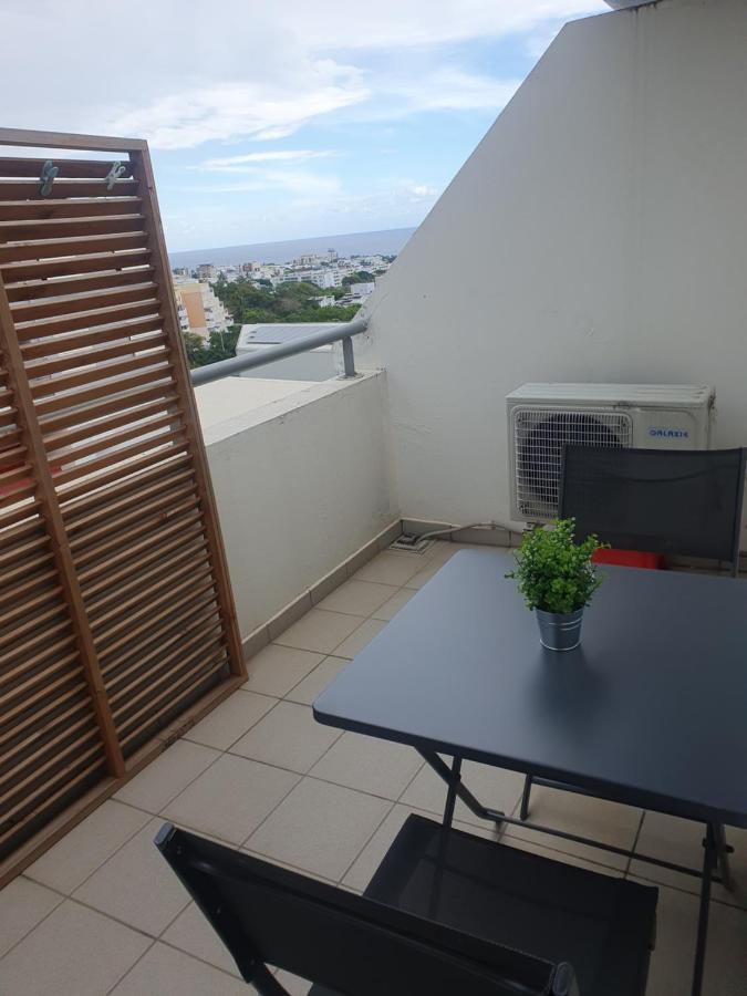 Appartement Cosy Proche De L'Aeroport T R A N S F E R T Sur Demande Saint-Denis Exterior photo